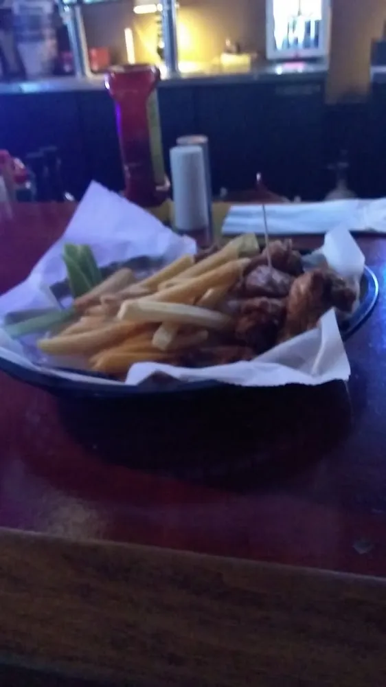 Wings & Fries